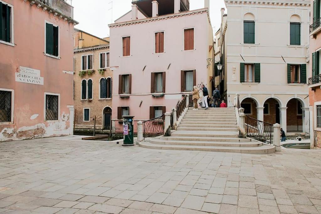 Delightful At 5 Mins From Rialto Bridge Apartamento Venecia